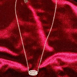 Kendra Scott Elisa Gold Pendant Necklace in Gold Filigree